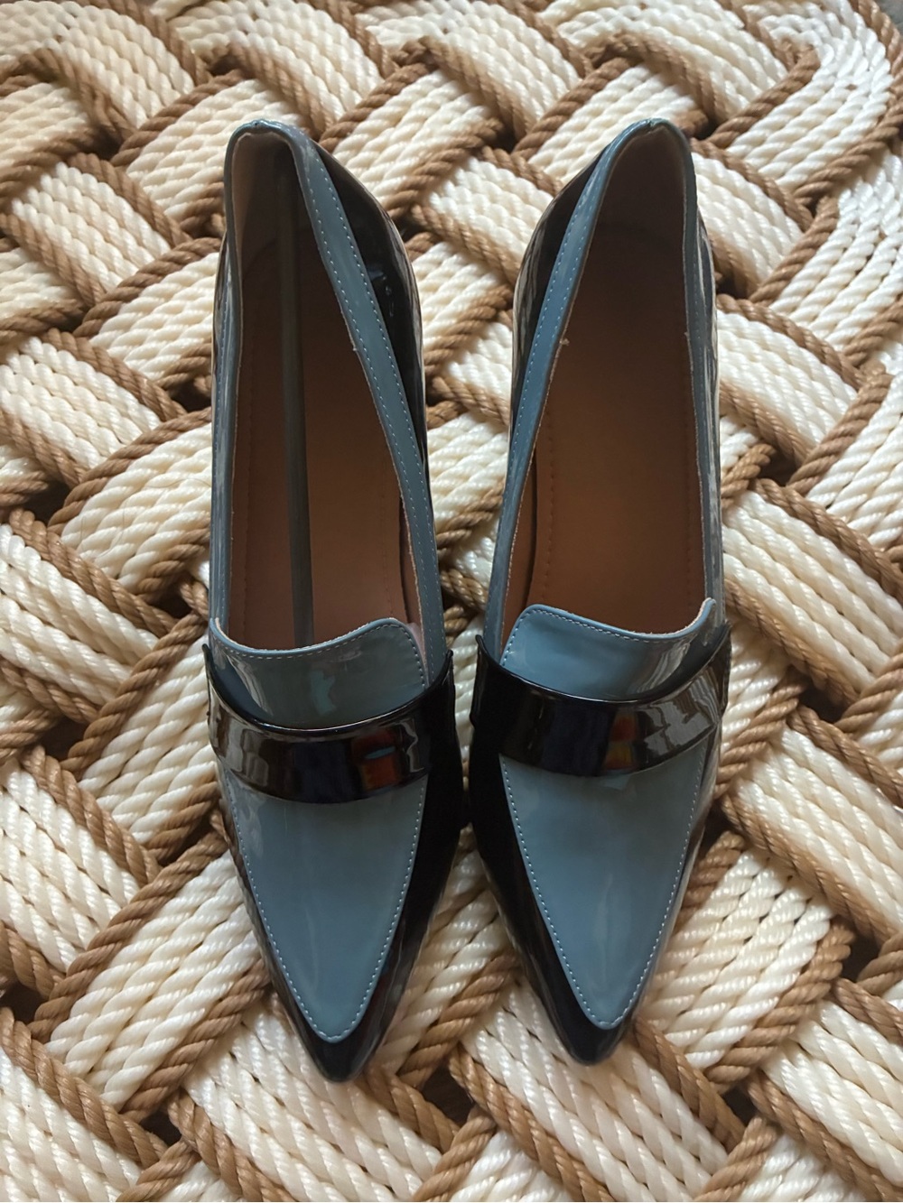 Patent Leather Pointed Toe Heels in Blue and Black